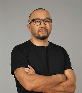 Изат Бекбоев Руководитель команды продуктового дизайна